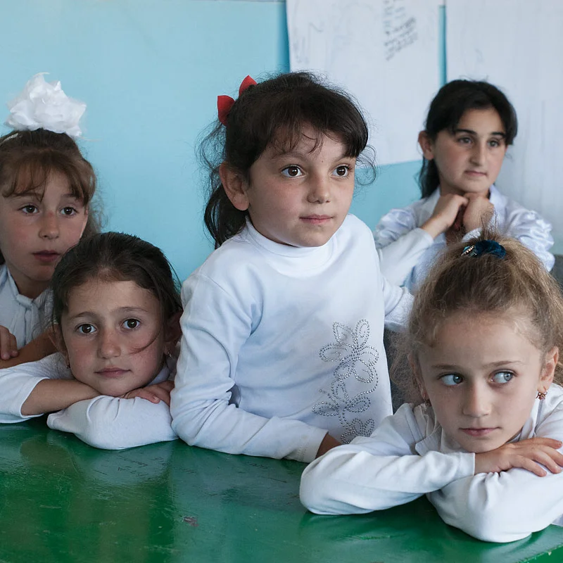 stc_armenia_02_0413_q_800.jpg