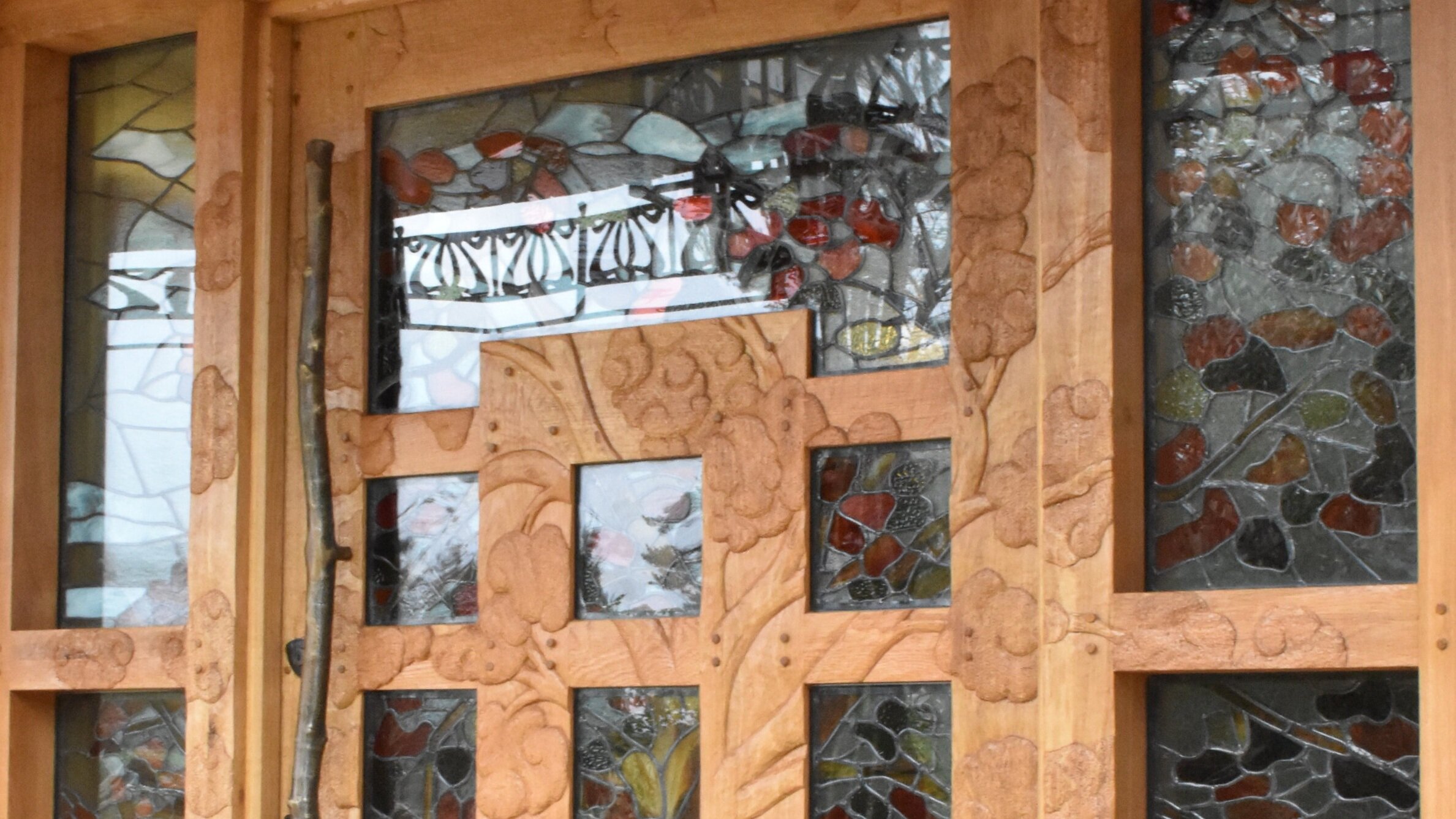 OAK CARVED DOOR WITH STAINED GLASS