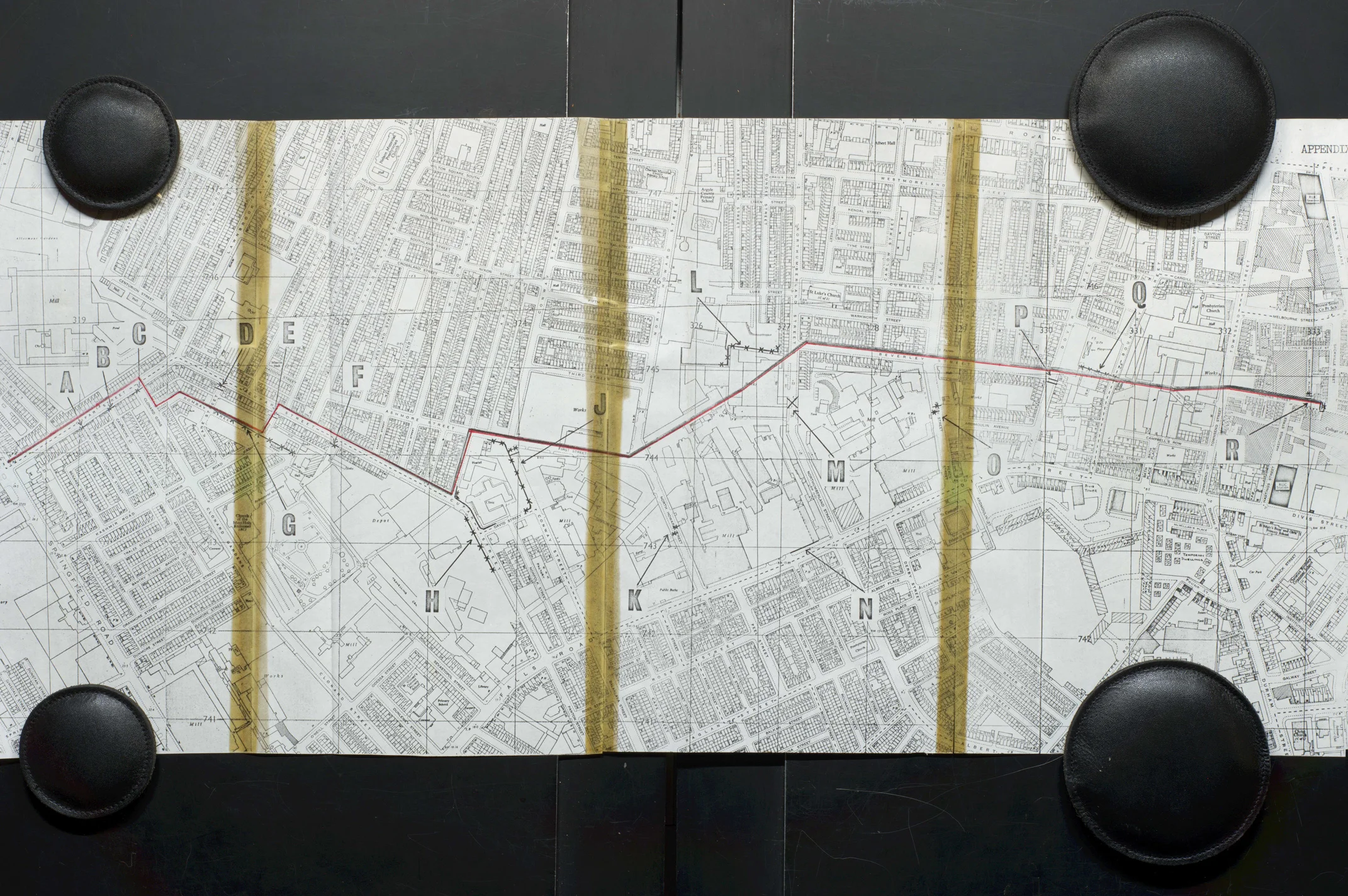 Taylor Report, Appendix B (i) Map of Falls - Shankill Peaceline, 1971