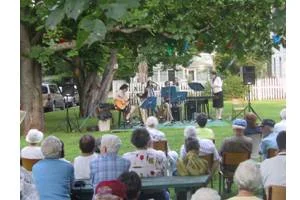 Concerts-in-the-Garden2.jpg
