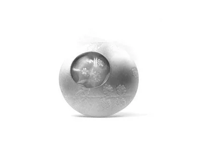Last Day_Artwork_Metals_Wearables_press brooch (2).jpg