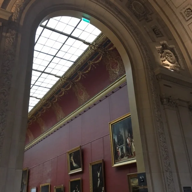 museum buildings | lines and curves in Le Louvre