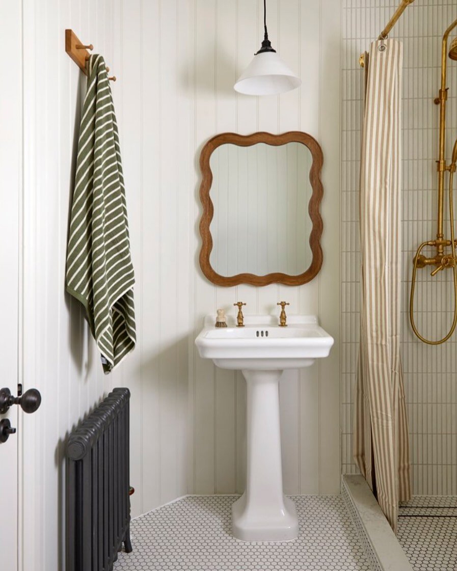BATHROOMS &bull; still looking at ways to keep cool at the seaside Victorian terrace home ☀️&hellip; simple tones for the bathrooms and cloakroom area create light, calming spaces. The family bathroom shower originally had a quadrant framed shower wh