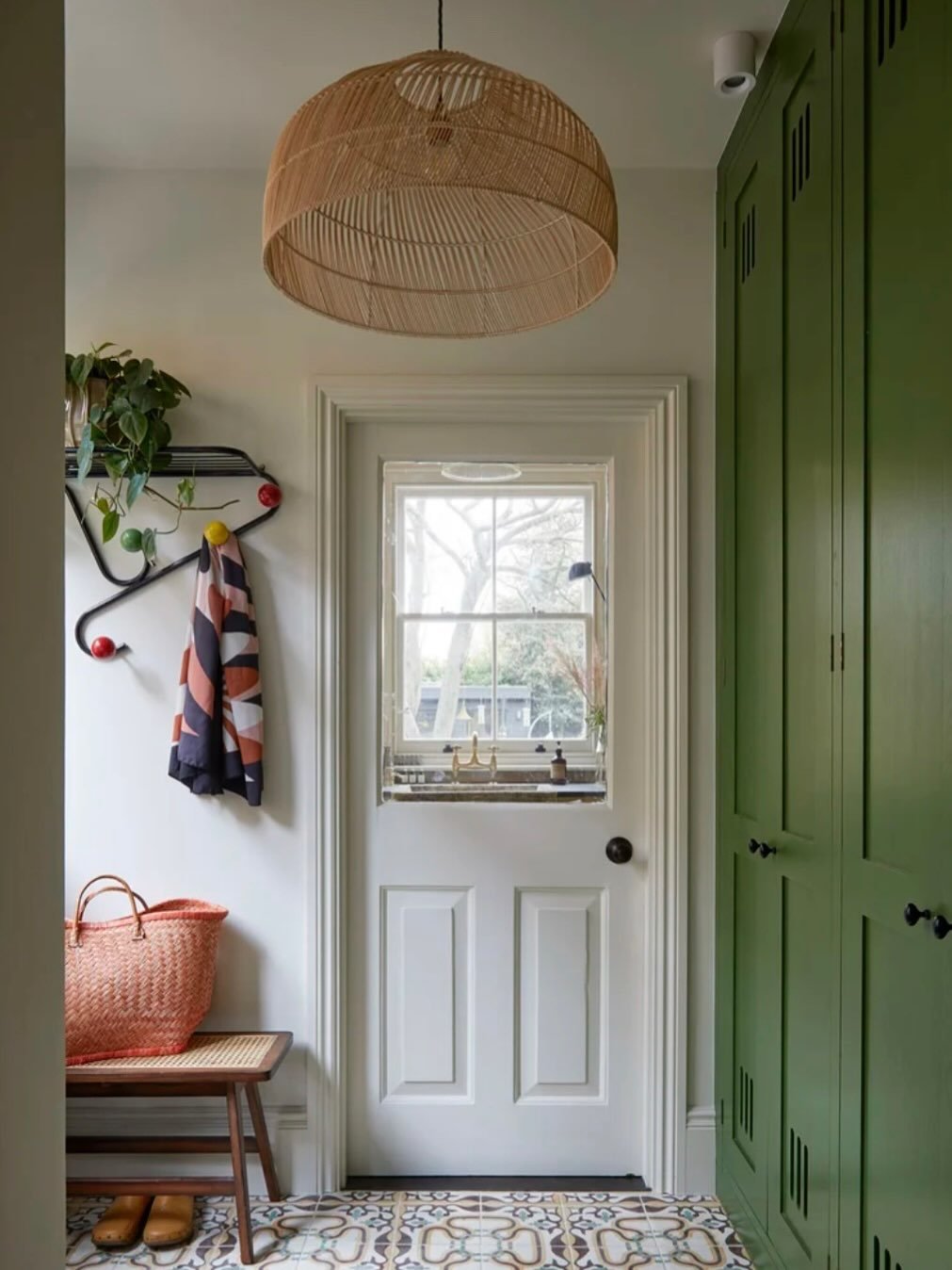 WARDROBES &bull; it&rsquo;s been so mild but as the weather changes we can start to have a bit of a rummage through the wardrobe in search of outfits for the colder season. Ones that have been pushed to the back for what feels like many months now. I