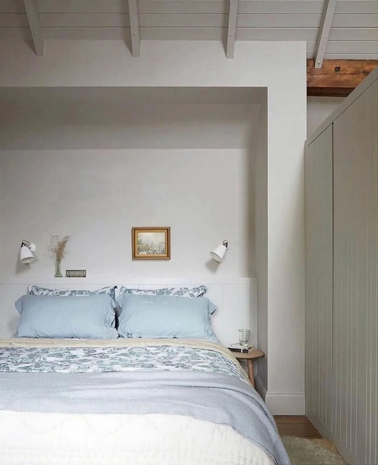 ANNEXE - BEDROOM, LIVING &amp; BATHROOM &bull; well I&rsquo;ve ordered a couple of airbeds in preparation for the Christmas 🎄 festivities &hellip;.but some properties are lucky enough to have a bit of unused space that is perfect for converting into