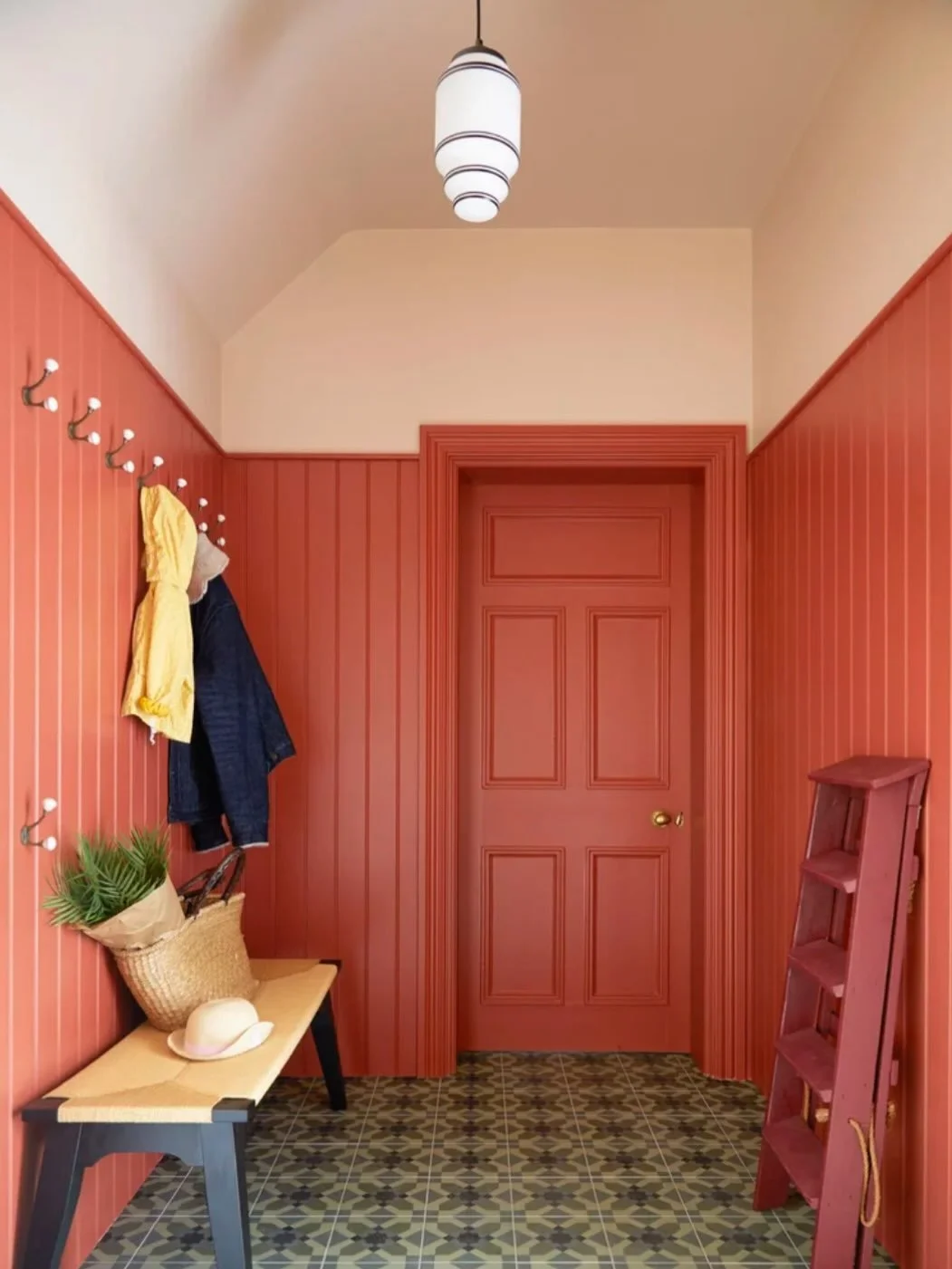 BOOT ROOM &bull; Happy Monday 😊 and for many it&rsquo;s the first day back after the festivities, so thought I would add a burst of colour and include the &lsquo;before&rsquo; shot to remind ourselves that before the glossy finish is a load of dust 