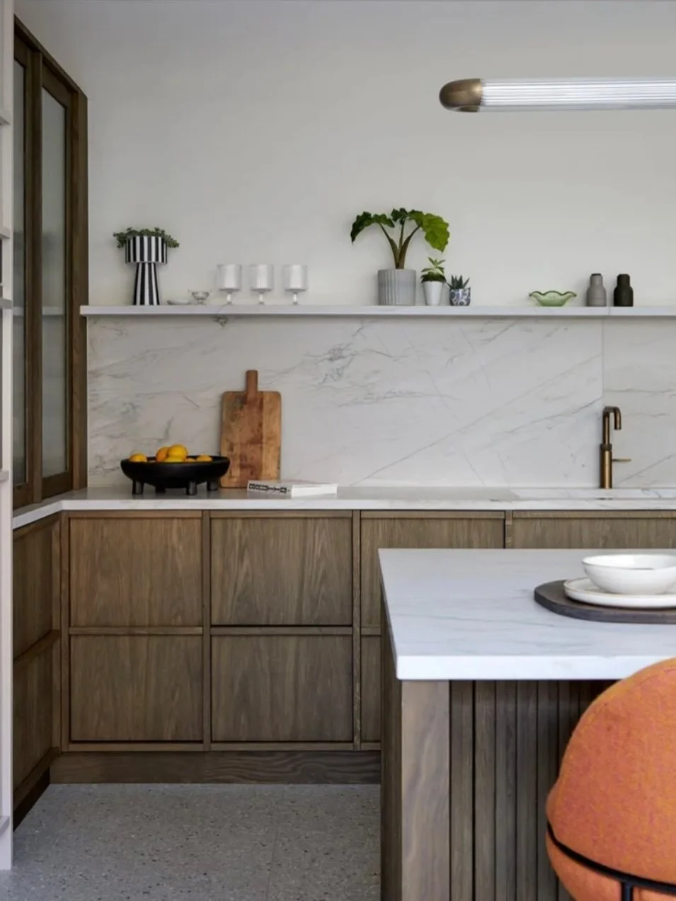 KITCHEN &bull; revisiting the gorgeous open plan kitchen/dining space from the Edwardian Detached project. Hard to get the wide shots in but hopefully you get the feel for this great open entertaining area.
.
.
#kitchen #openplan #kitchens