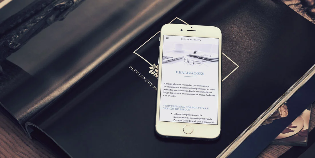 iphone6-mockup-lucia.jpg