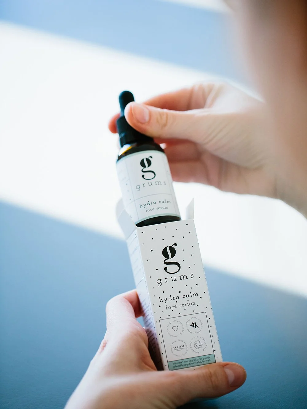 grums_hydra_calm_face_serum_3.jpg