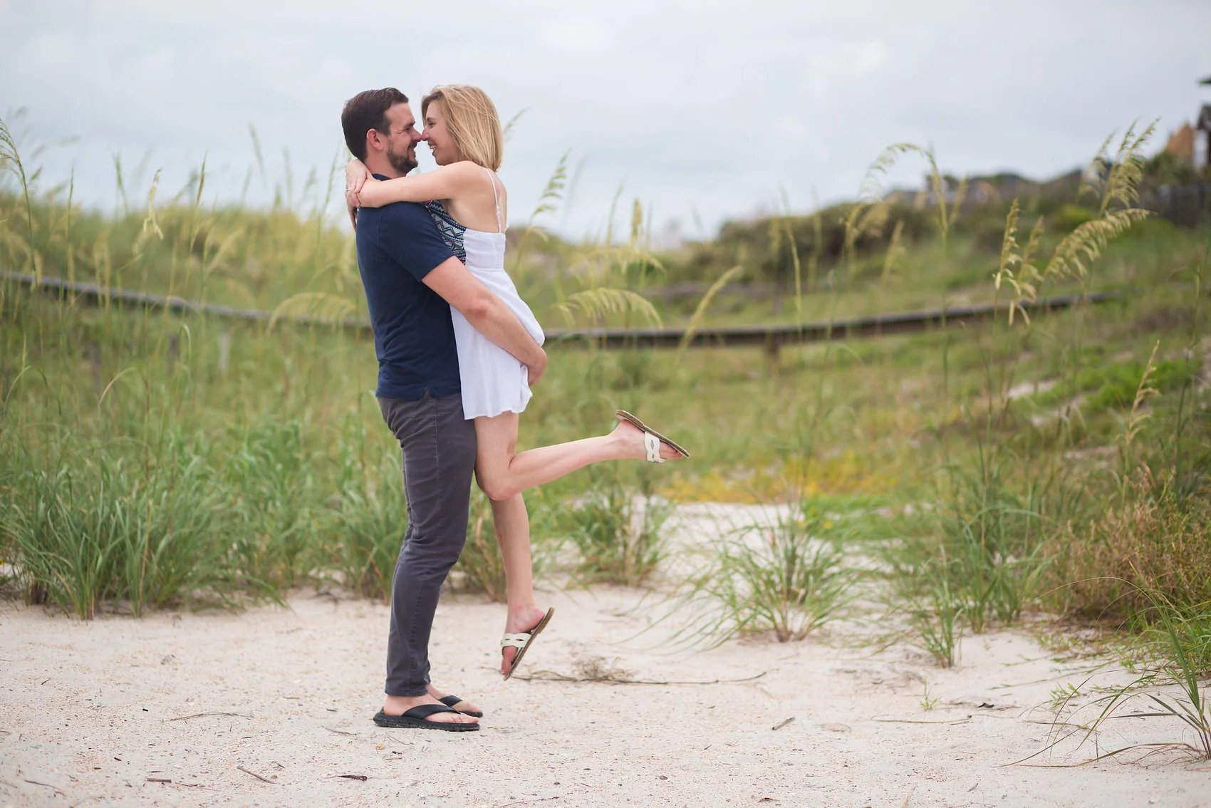 adam-szarmack-jacksonville-wedding-photographer-atlantic-beach-engagement-pictures-28.jpg