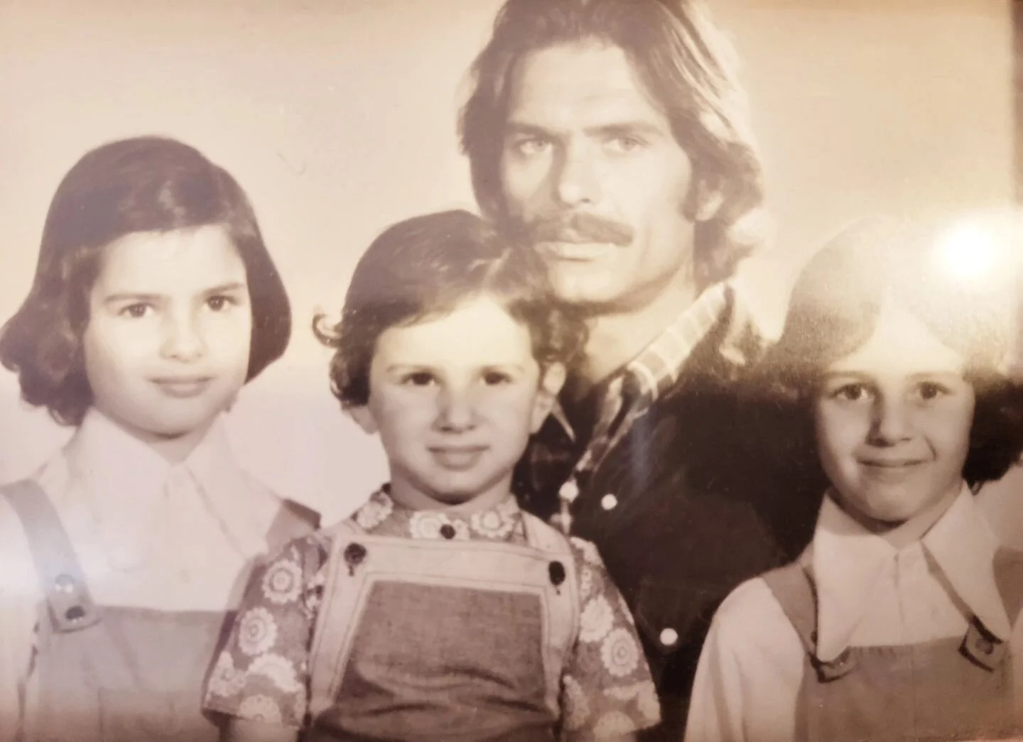 Happy Siblings Day! 

Life just wouldn't be as sweet without my guardian angel sisters around me 🤩💟💞 

Pictured (me in the middle) with our father in Tehran Iran early to mid 70s 

#siblinglove #Iran🇮🇷