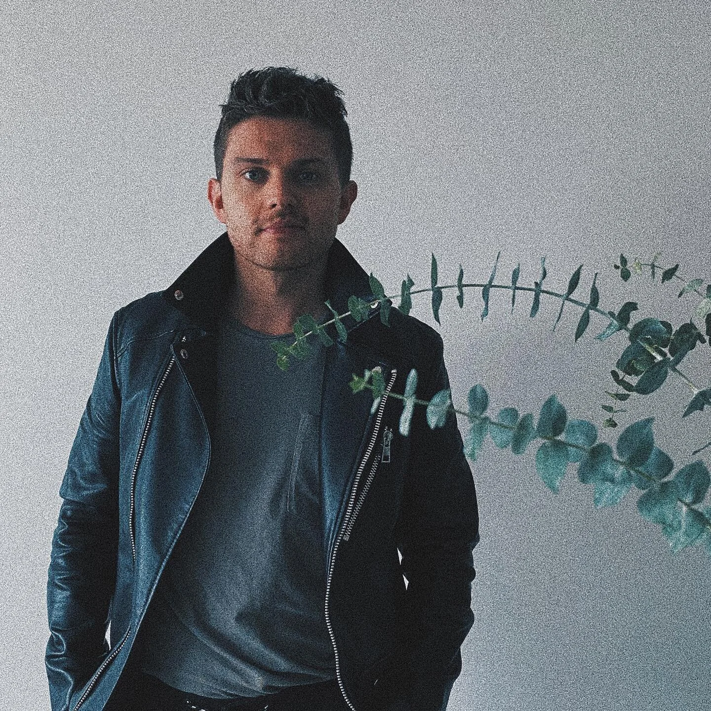 Hangin with eucalyptus 👋🏼 👍🏼 🌱