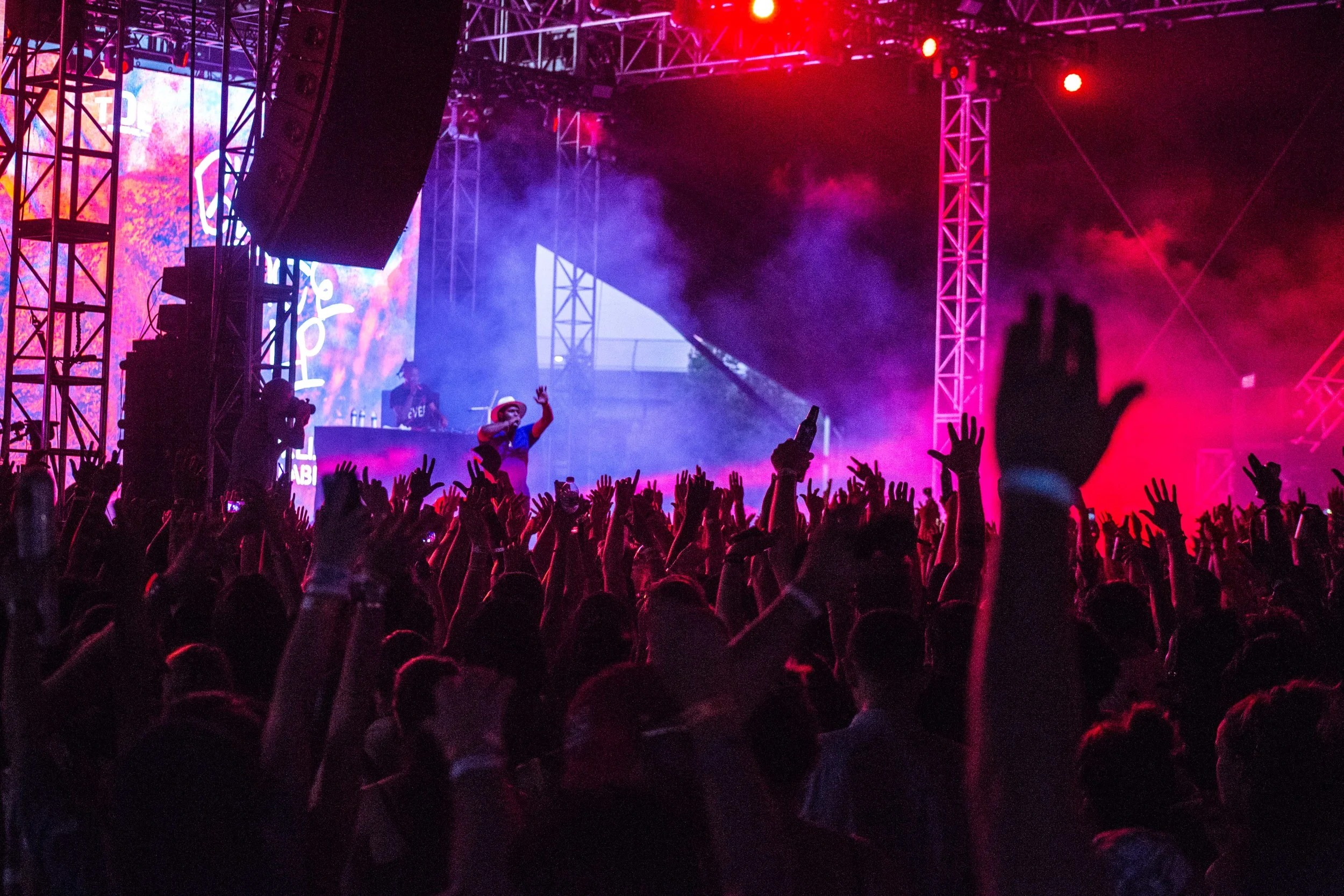 Schoolboy Q Crowd.jpg
