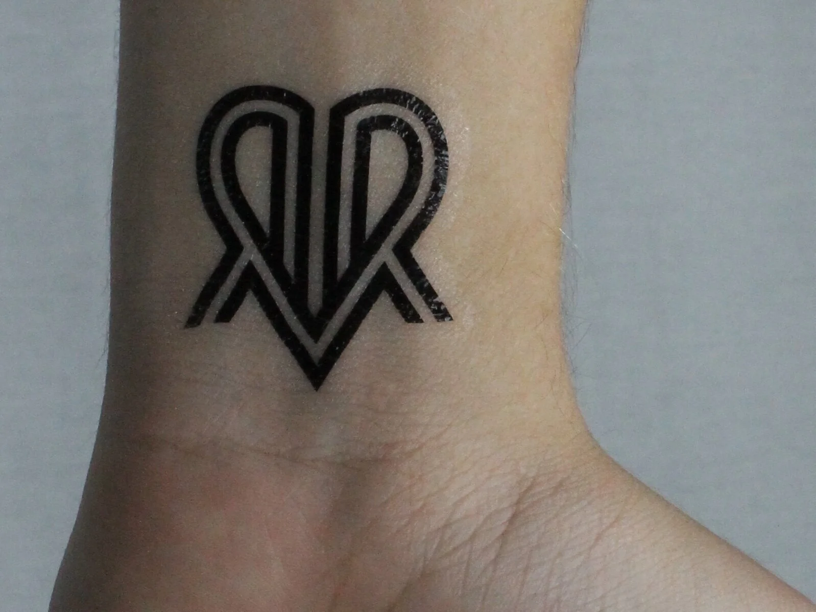 82DF6F50-3F22-465F-AE23-8FDAAFEEDBD2