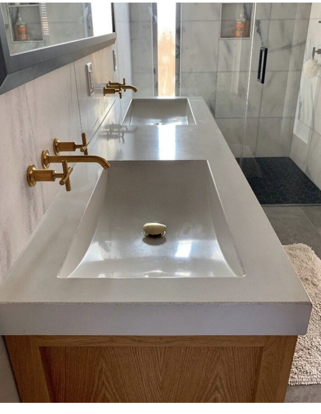 5221C37C-1B53-4FCE-8508-CBEE0A3F8160