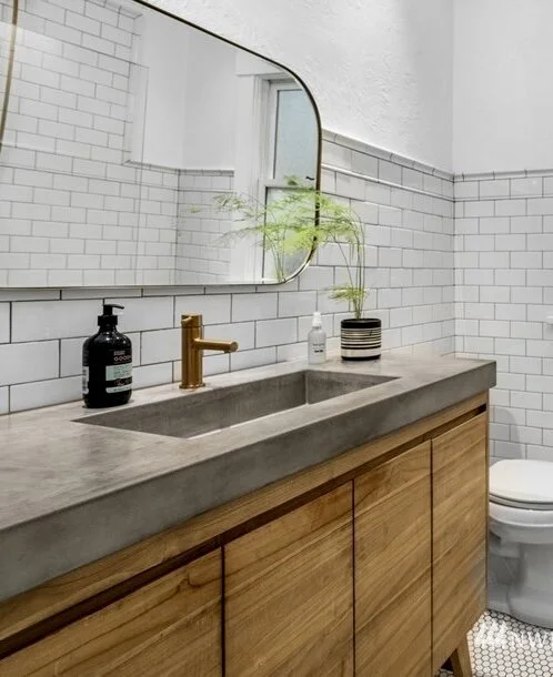 E64BBC85-3D75-464C-B754-45C132240110