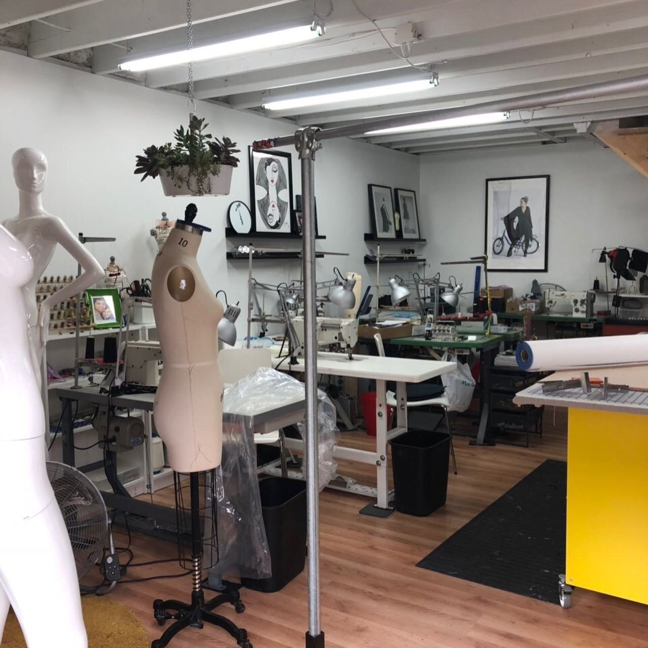 So many people ask me for pictures about my work space!So here it is!!Peace of my own heaven!
#sewingstudio #sewingroom #fashiondesignerlife #creativespaces