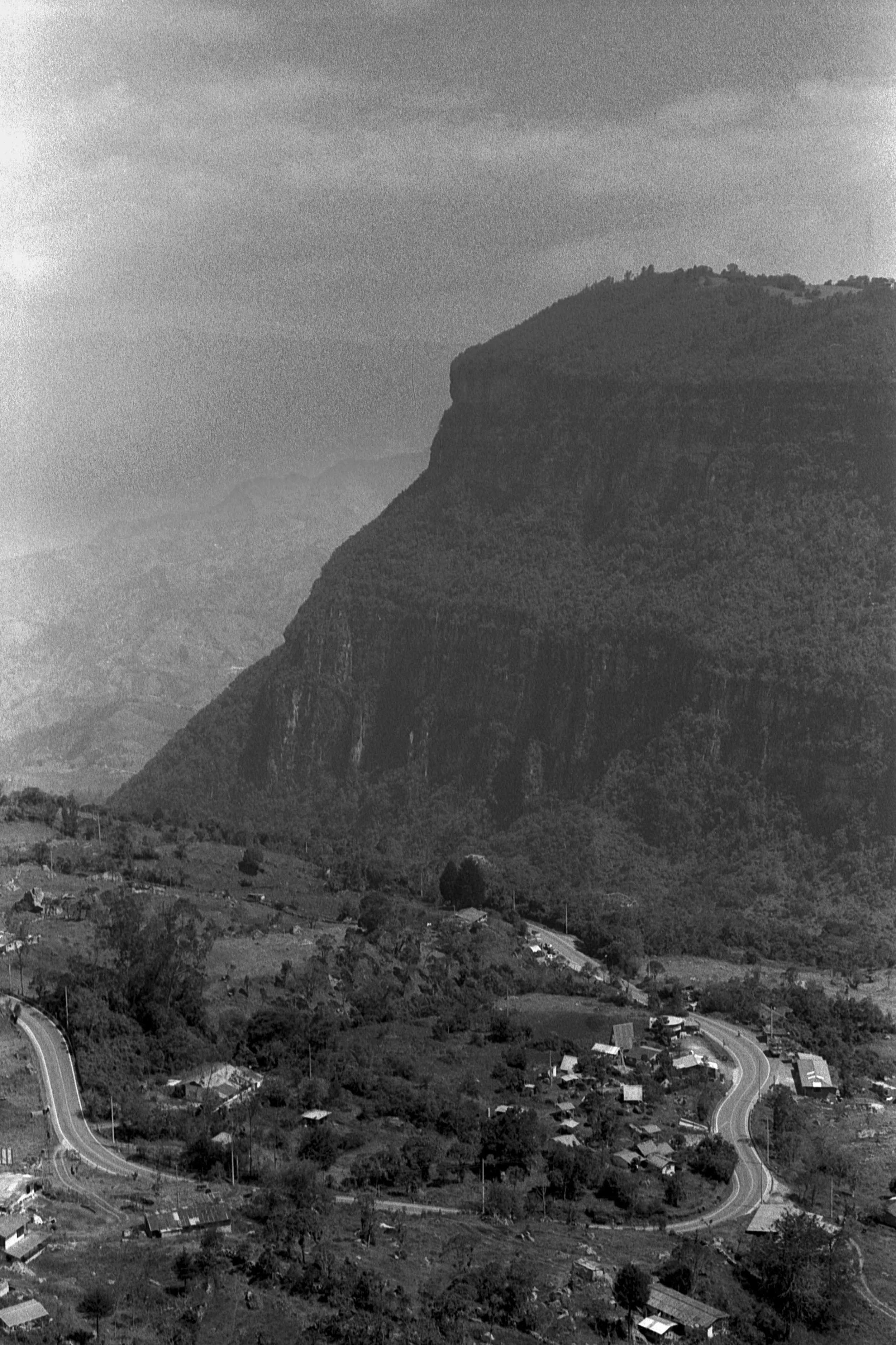 20240719-Image 17Colombia 35mm.jpg