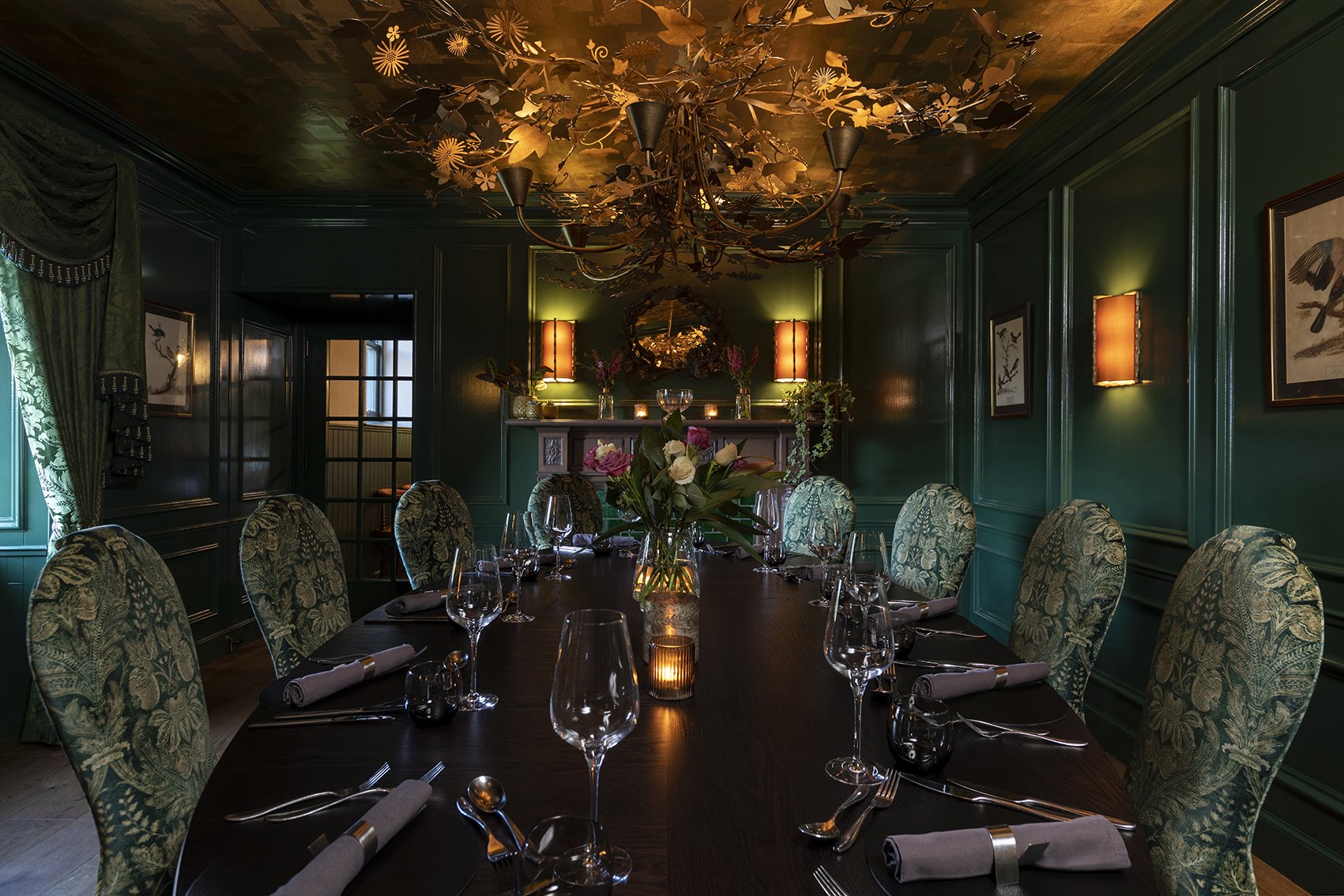 Joelle Reid Interiors_Kildrummy Inn_Private Dining Room 04_289A0847_Photograph by Angus Bremner©_Straightened.jpg