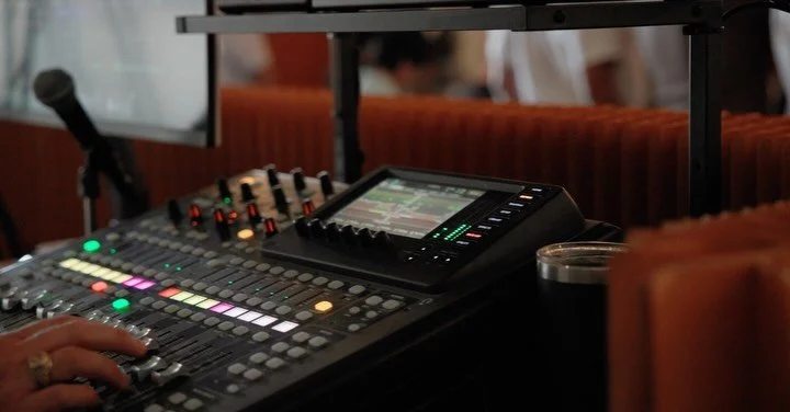 Easter at Frontier ❤️&zwj;🔥🫶🏼

What a beautiful time to celebrate the power of Jesus together here in Pasadena. We live because He lives. We love because He loves.

Thank you to everyone who came out. More photos and videos coming soon!

#frontier