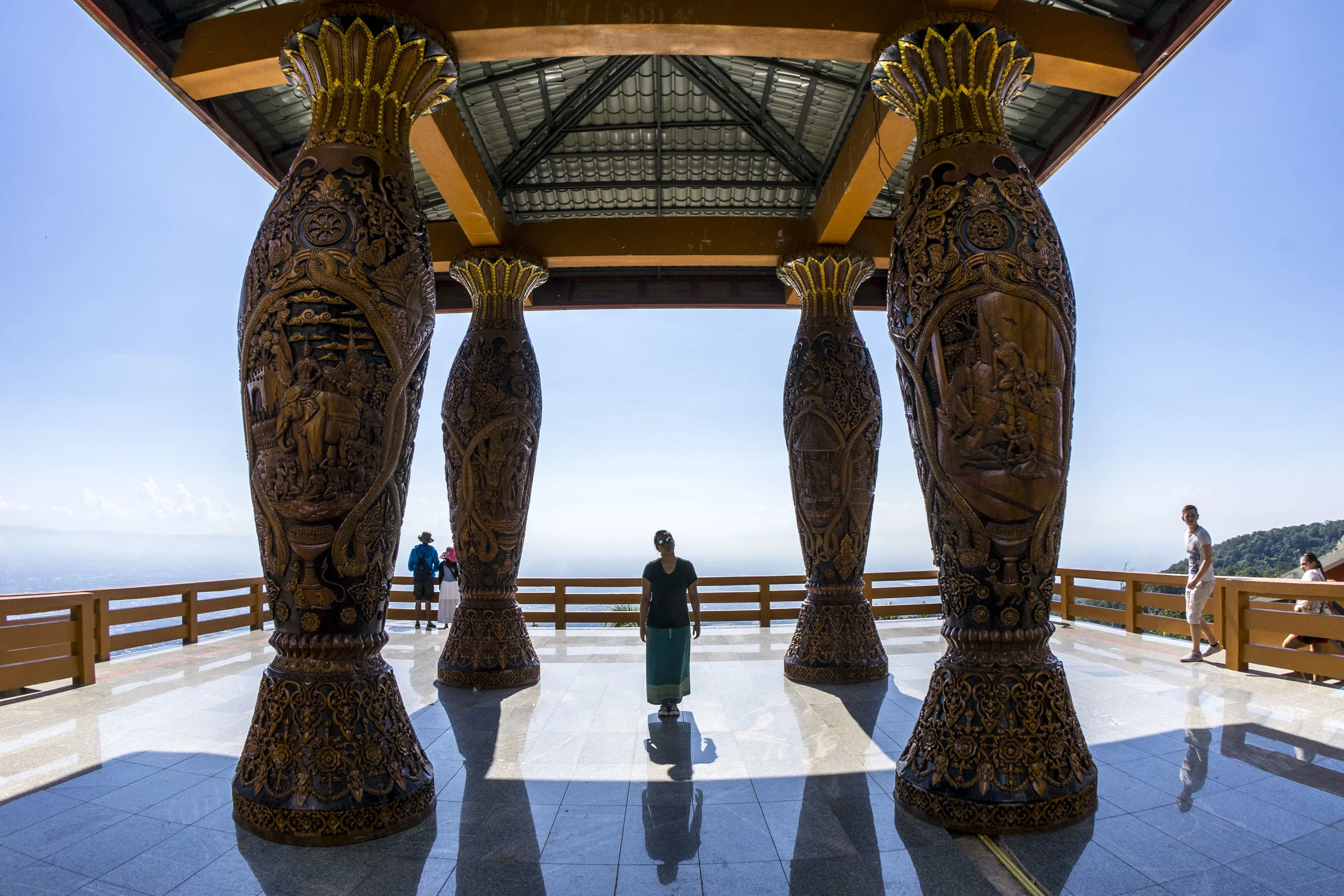 CHIANG MAI - DOI SUTHEP, STREET ART AND THANKSGIVING