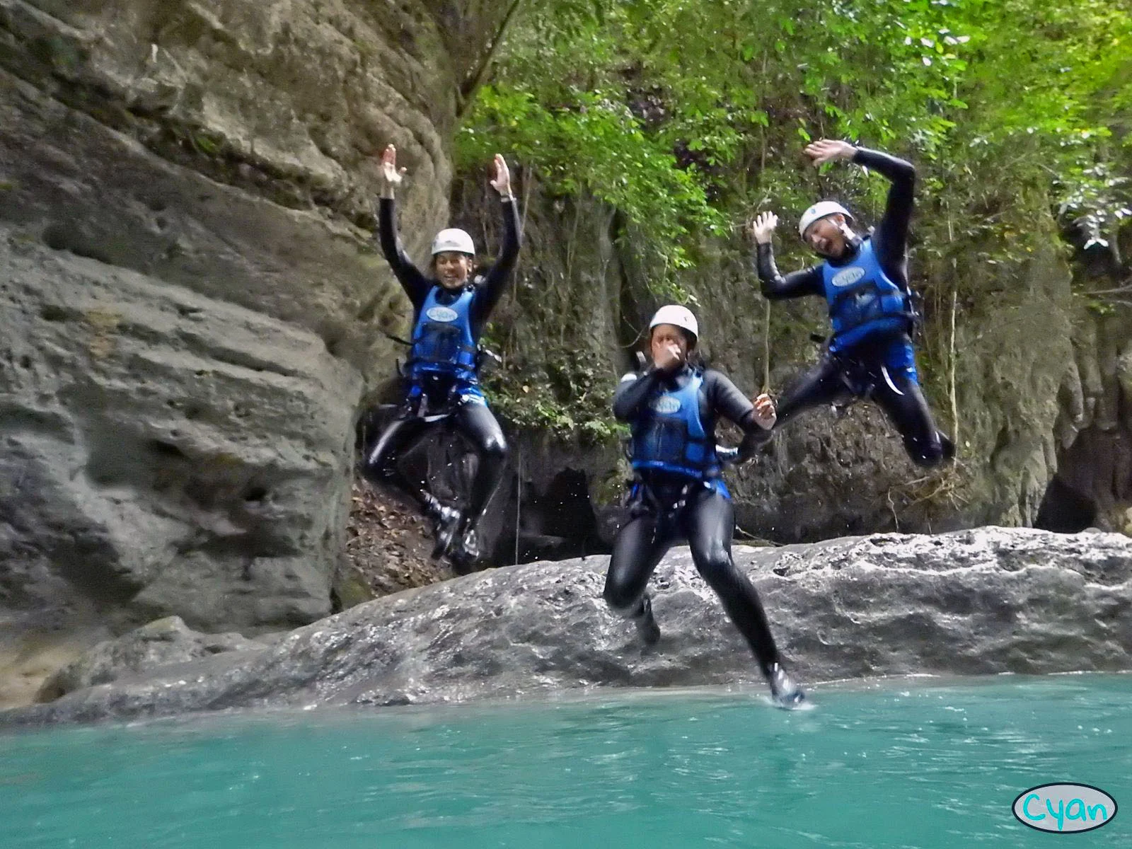 CANYONING AT KAWASAN FALLS AND MOALBOAL