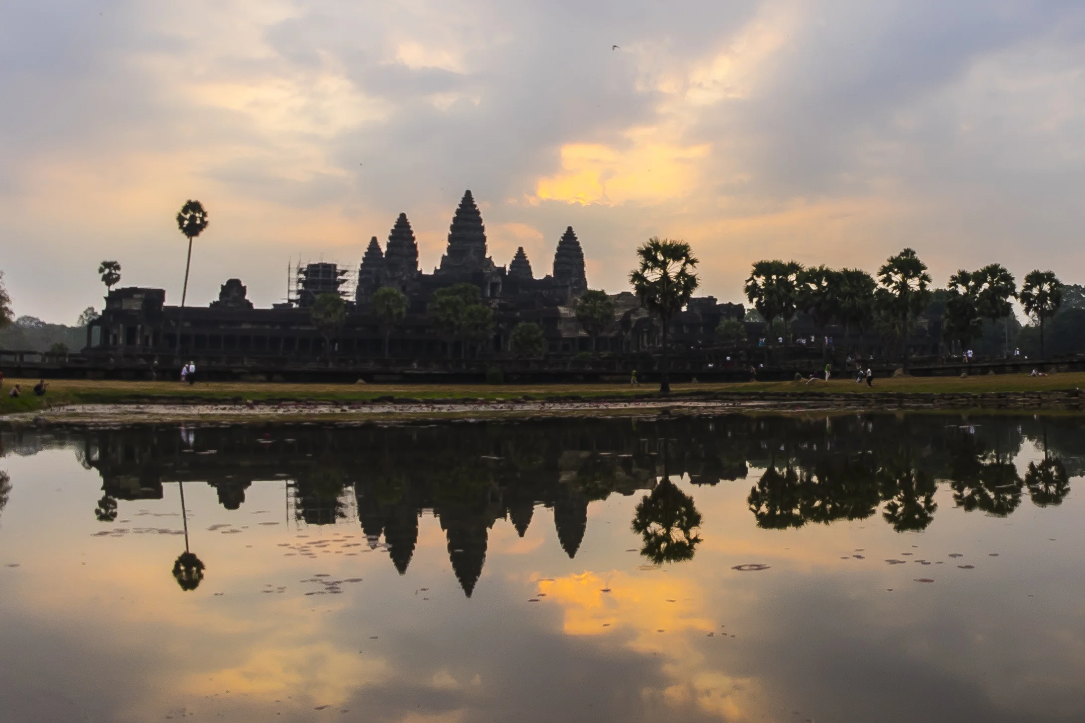 ANGKOR WAT, BAYON TEMPLE AND TA PROHM