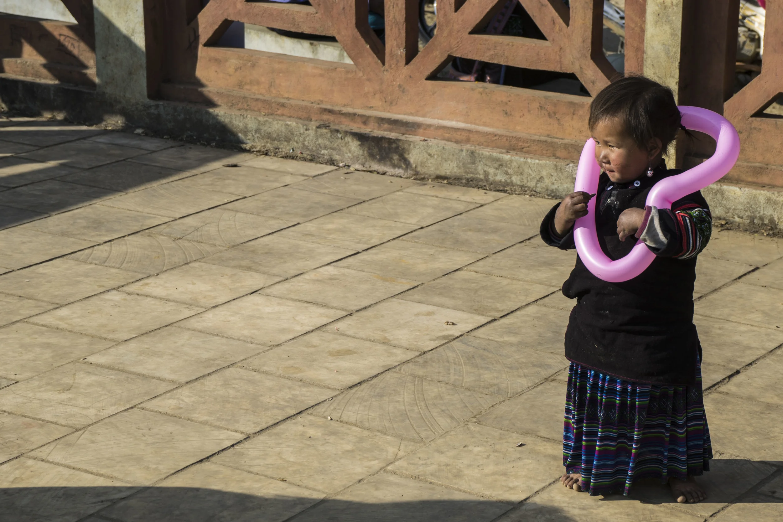 TREKKING FROM SAPA TO TA VAN VILLAGE