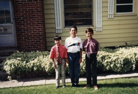 the three palma boys (left to right: jacob, jonathan, and joseph) in front of their grandparents home in John Day, Oregon.