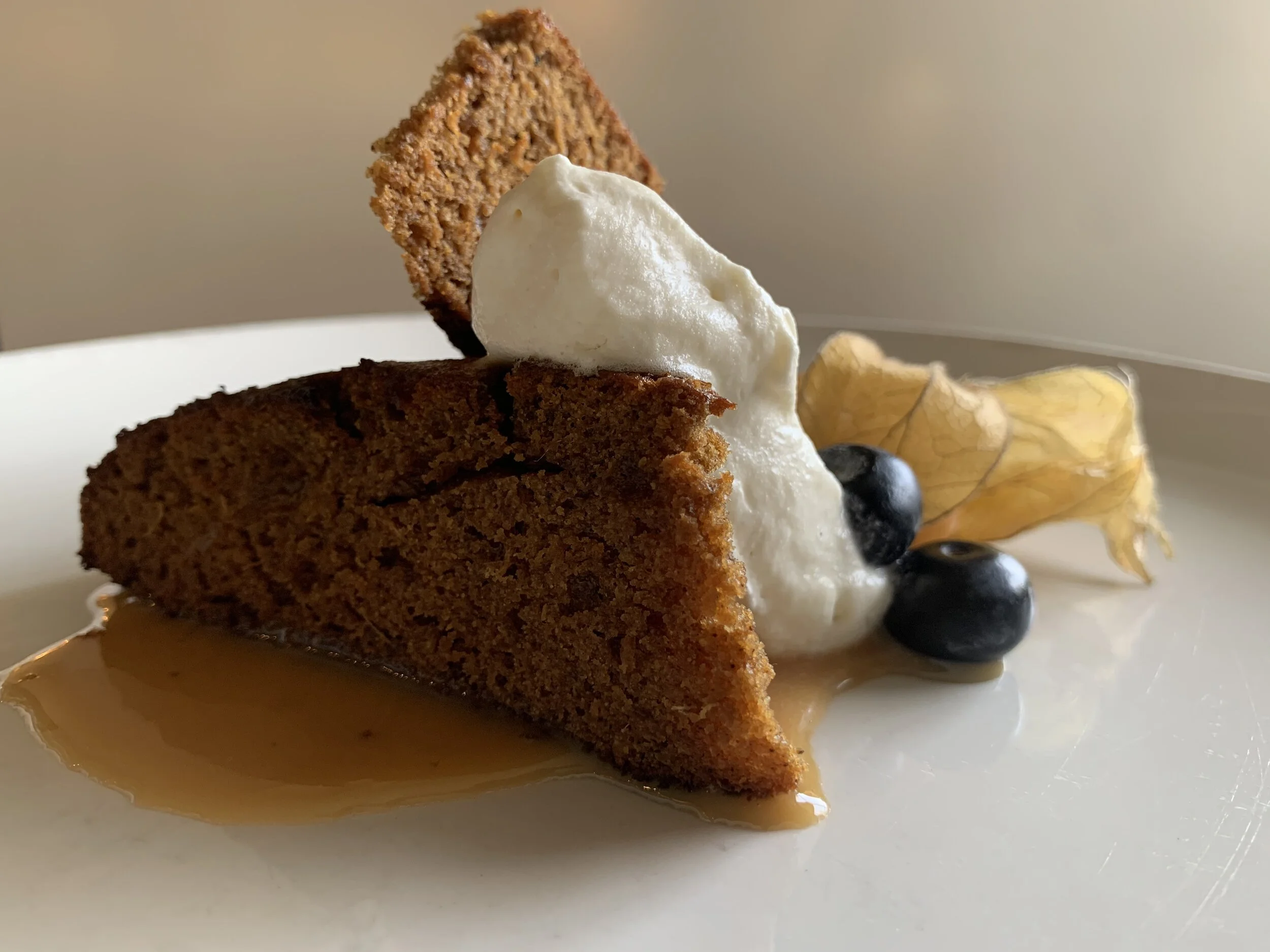 Warm Molasses and Ginger Cake