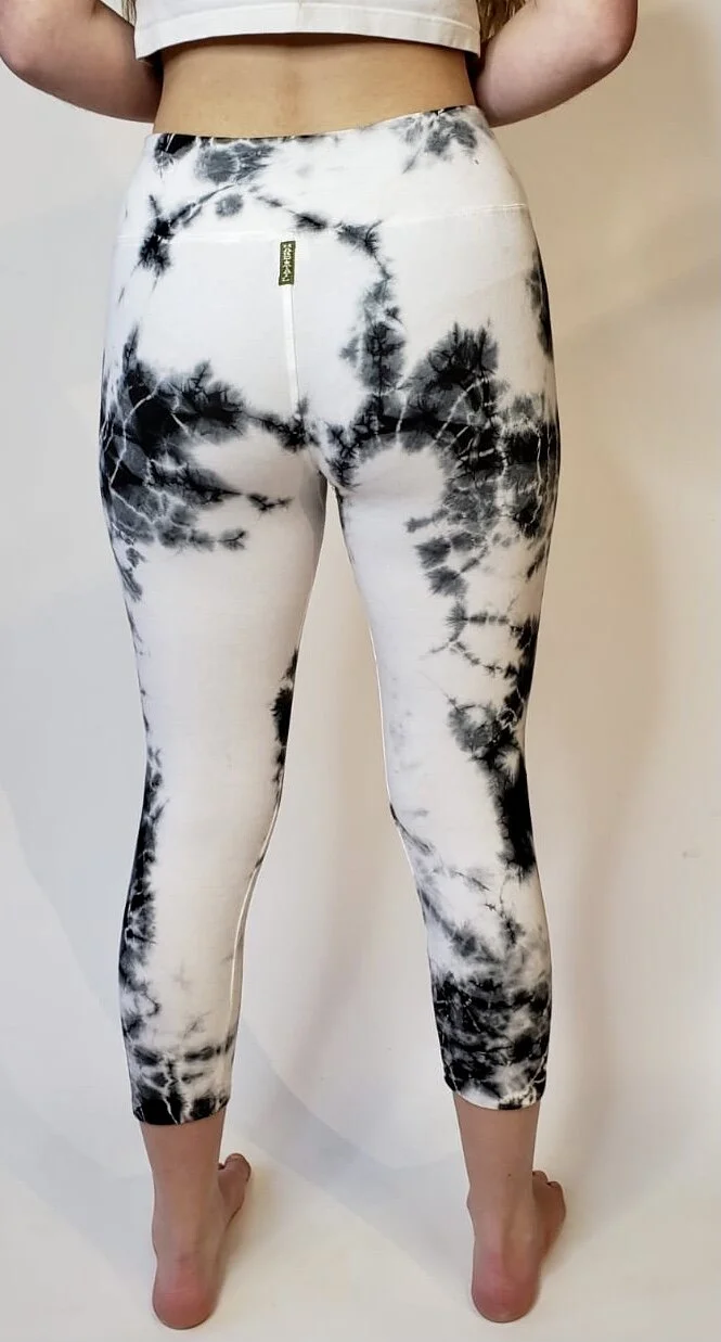 Black and White Tye Dye Capri Yoga 