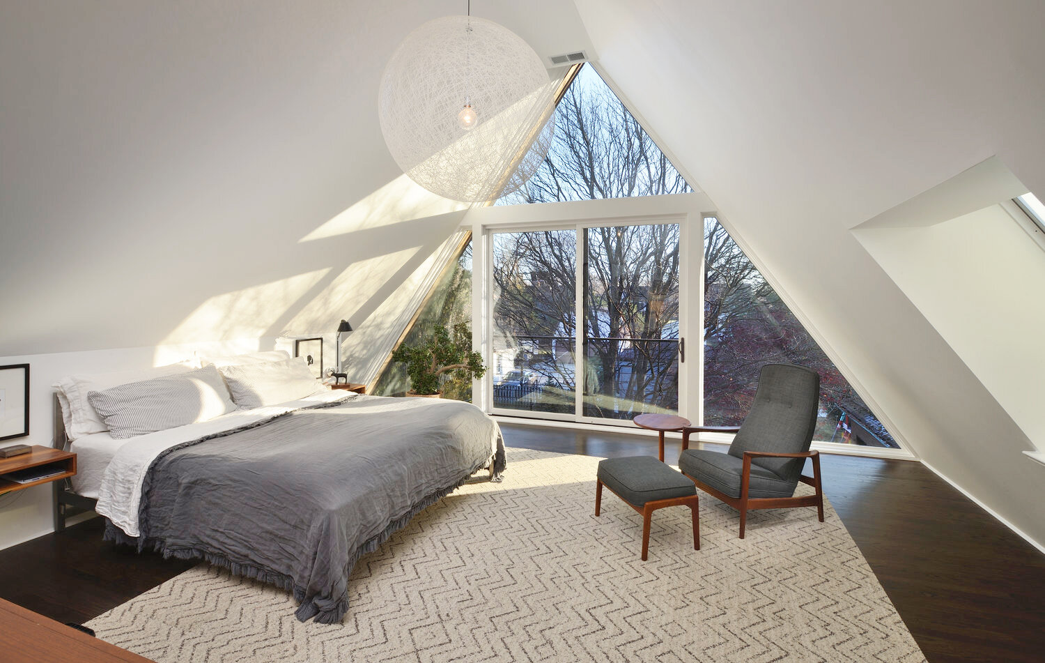 Lincoln Street Residence Bedroom 1.jpg