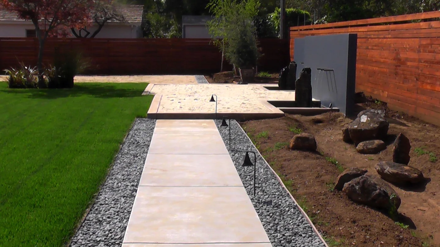 hardscape.jpg