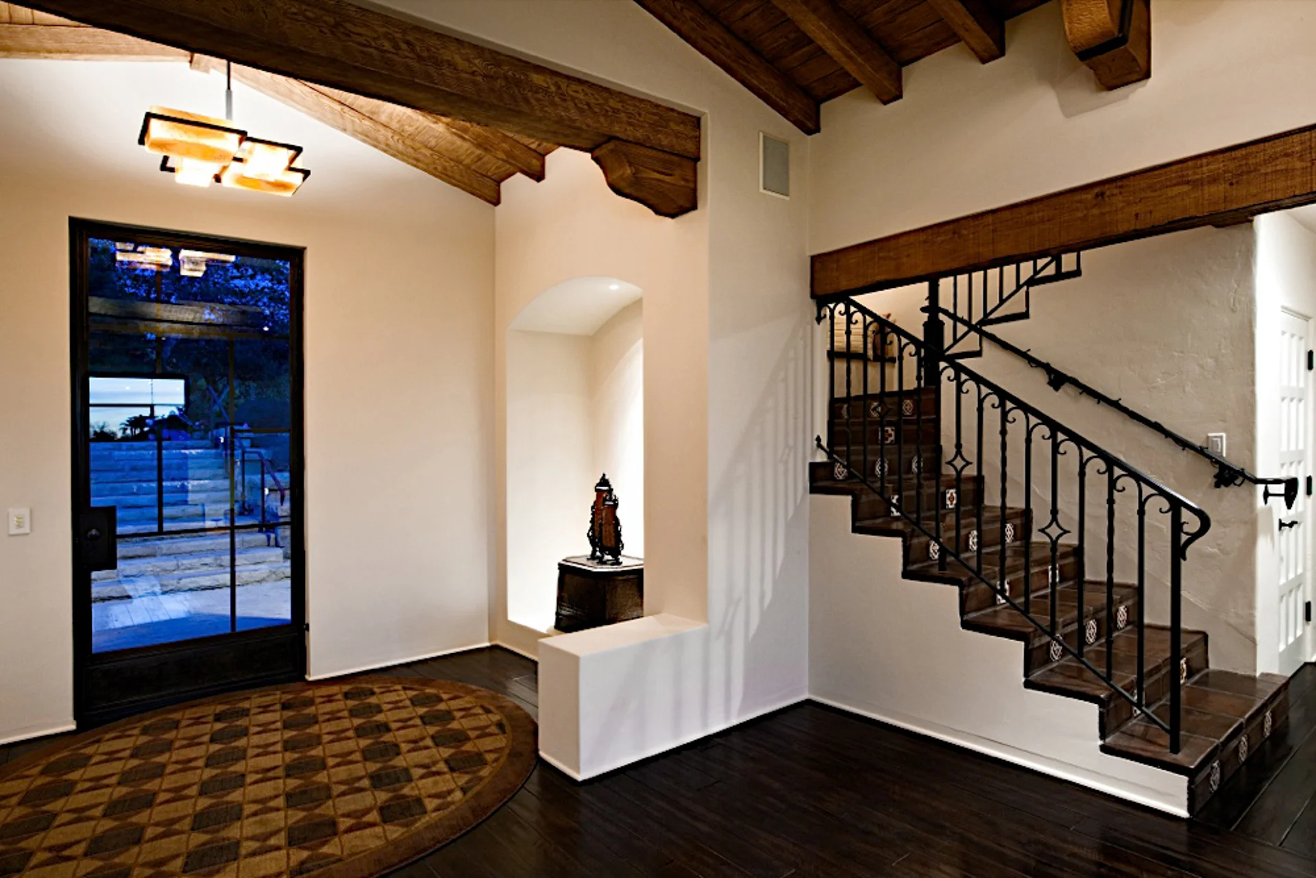 lindhouse-6.jpg