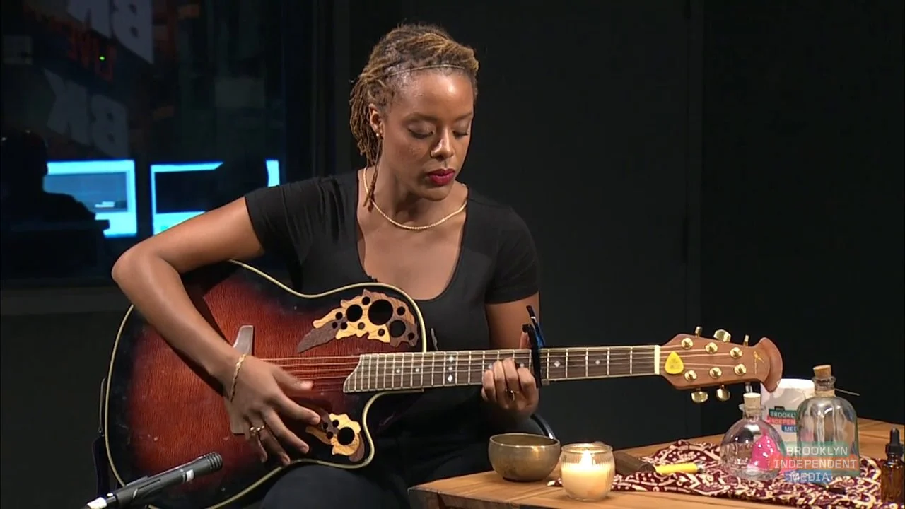 BK Live 11/03/14: Harriet's Apothecary