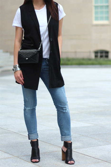03_Outfit.jpg