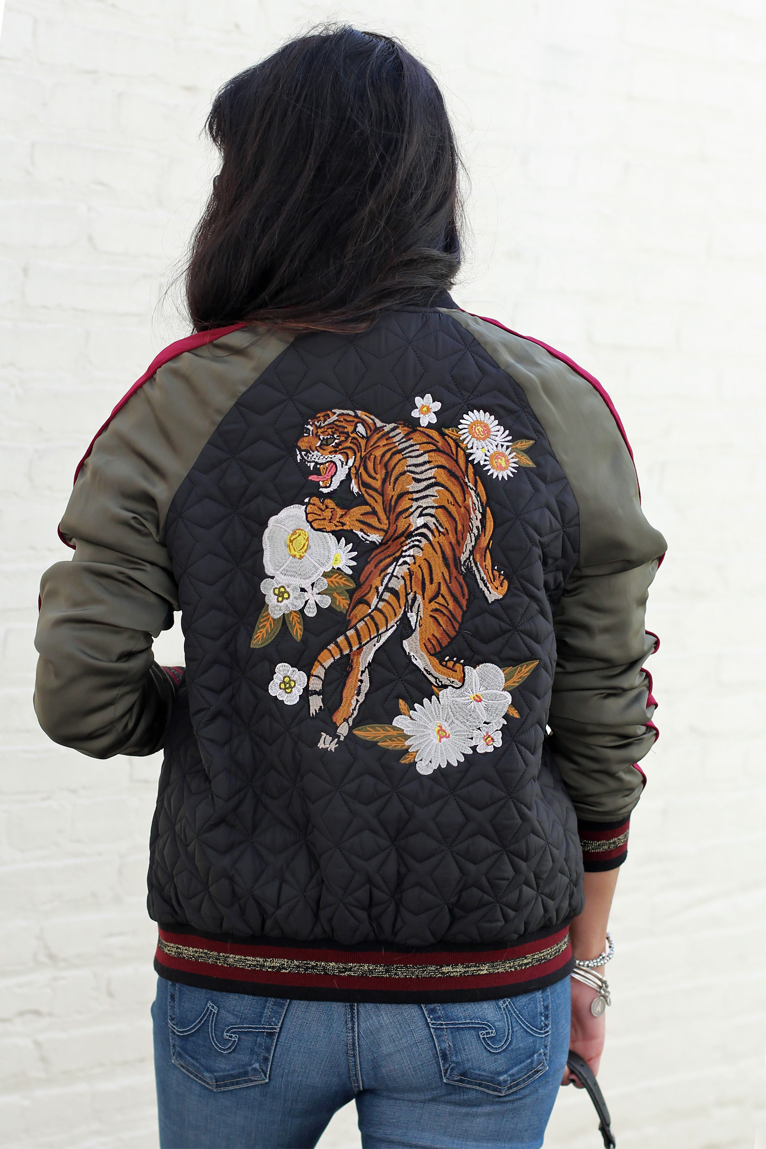 05a_TigerBomberJacket.jpg