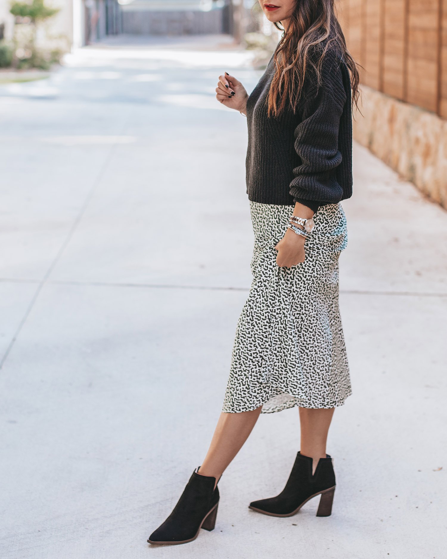 Cute Fall Skirt Outfit with Ankle Boots