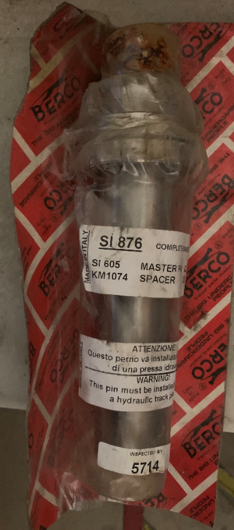 SI 876.JPG