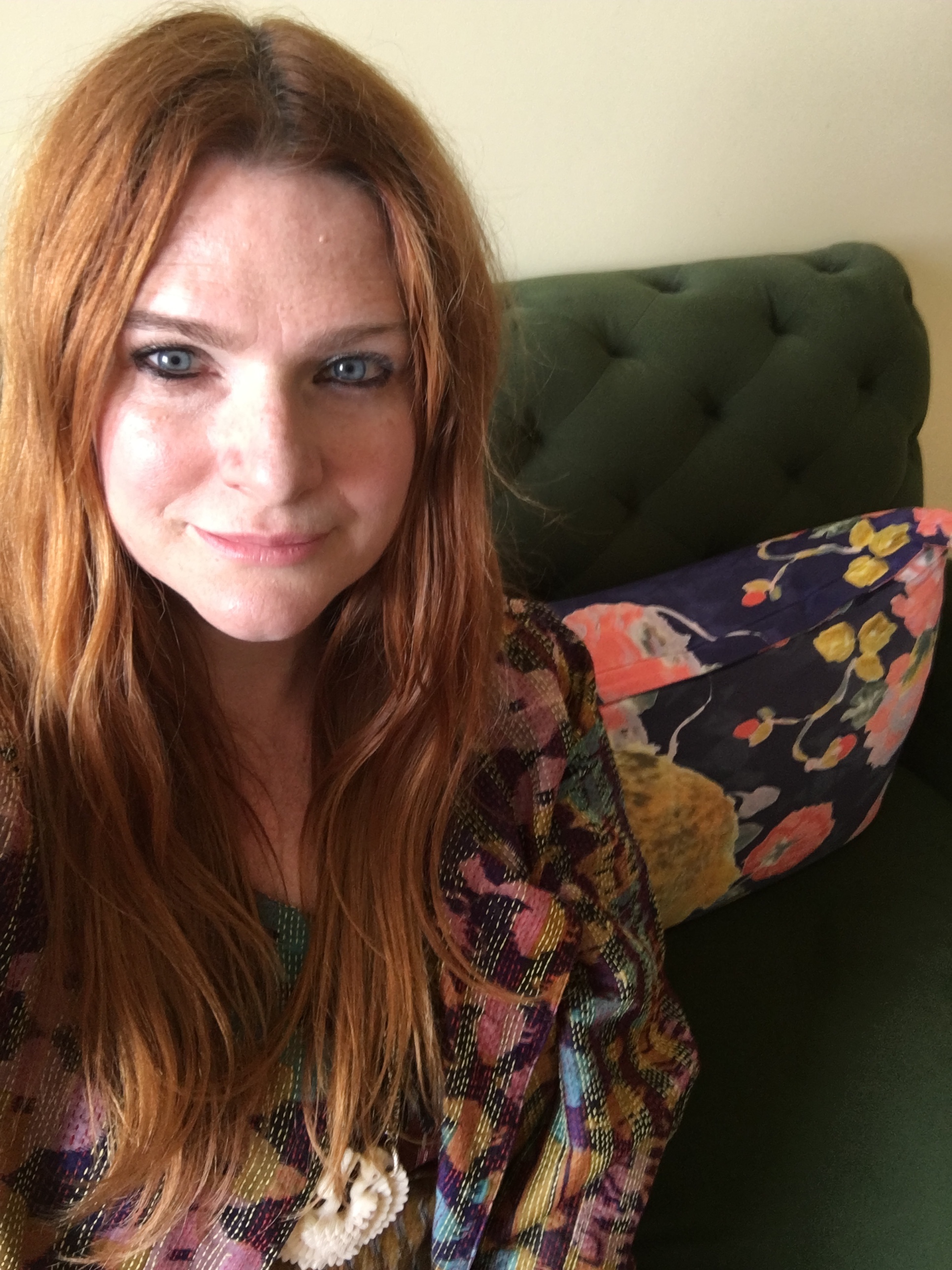 ElanaKilkennySelfieCouch.jpeg