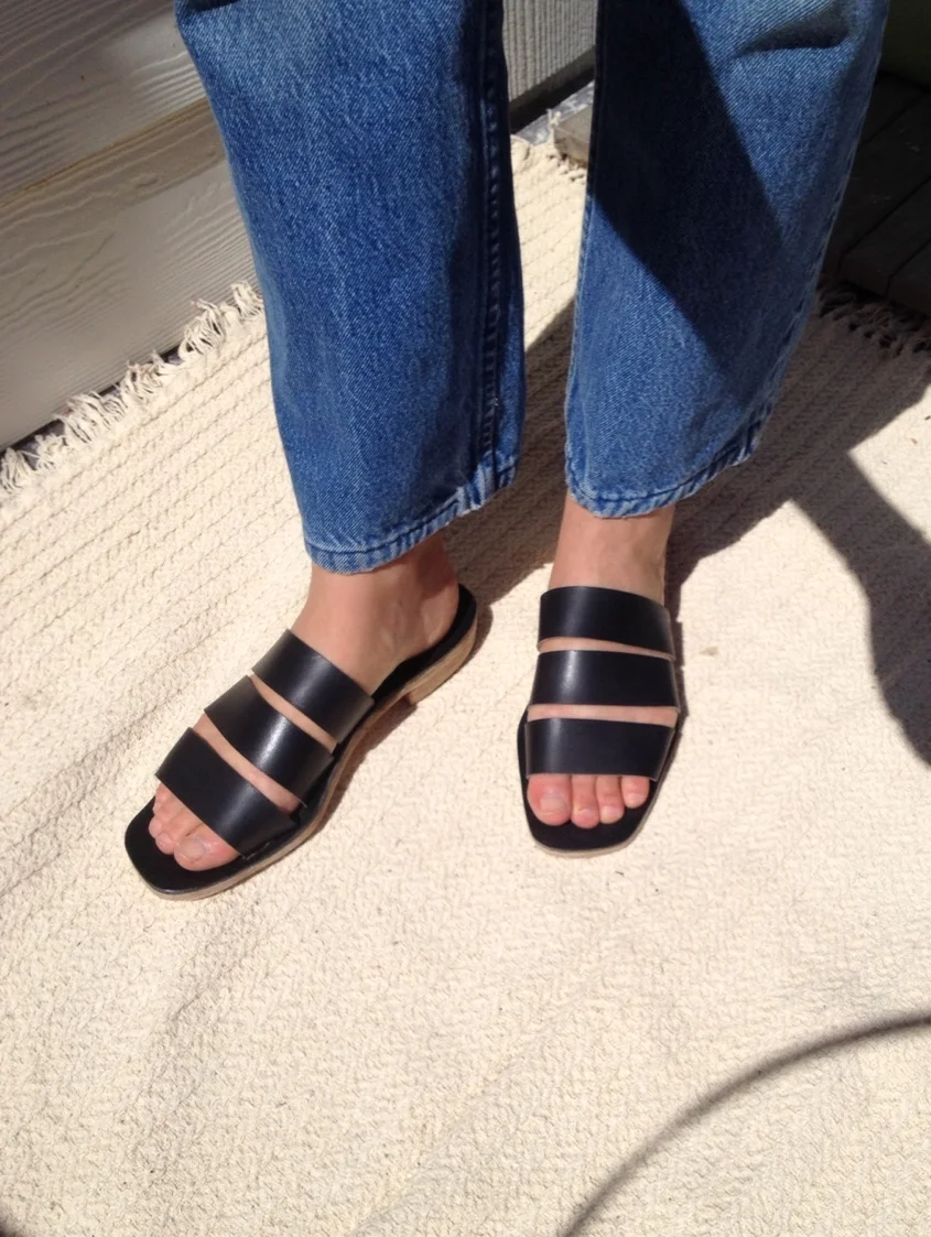 BESSETTE SANDAL IN BLACK LEATHER
