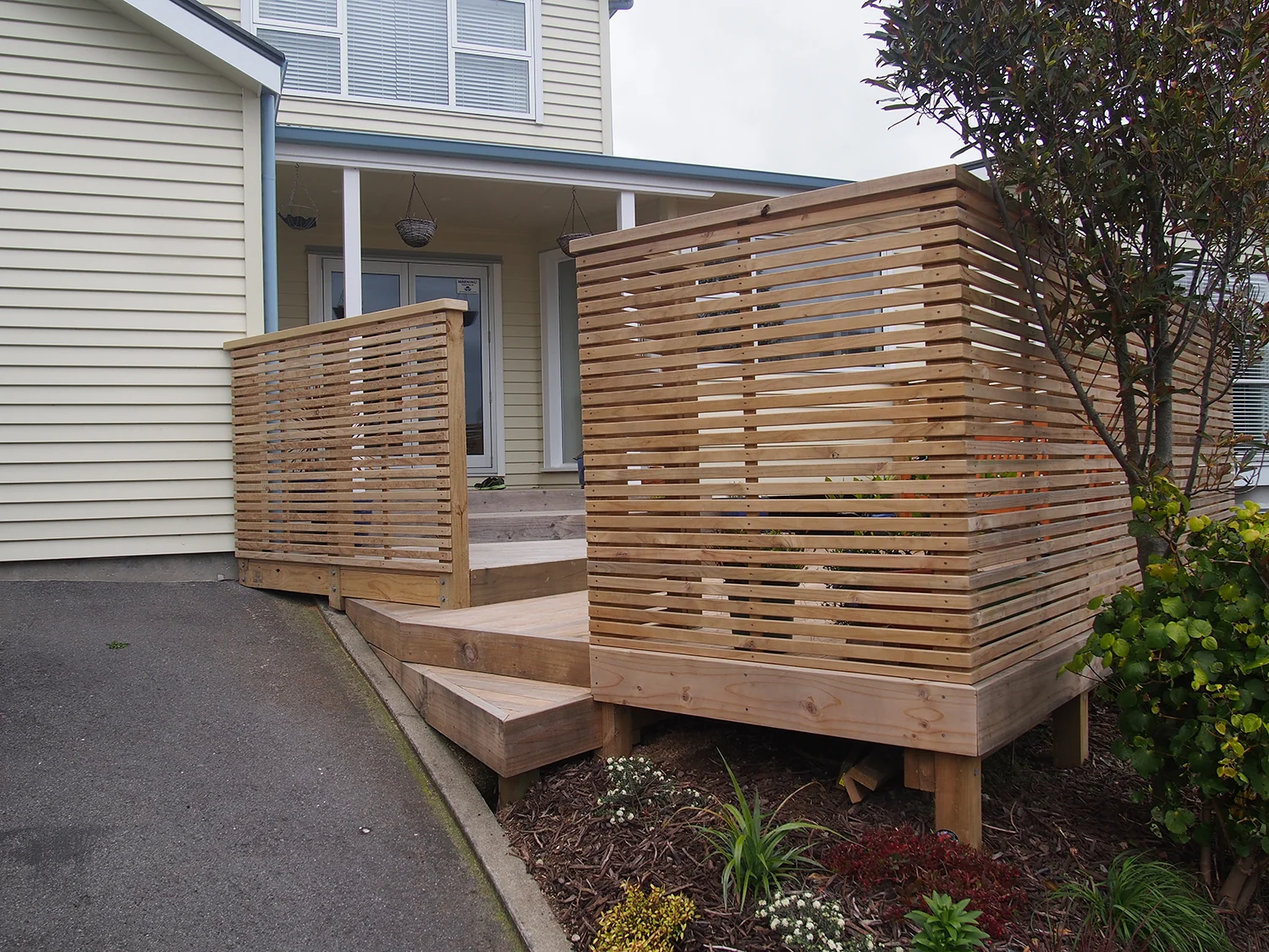  1.d Completed deck and screen 