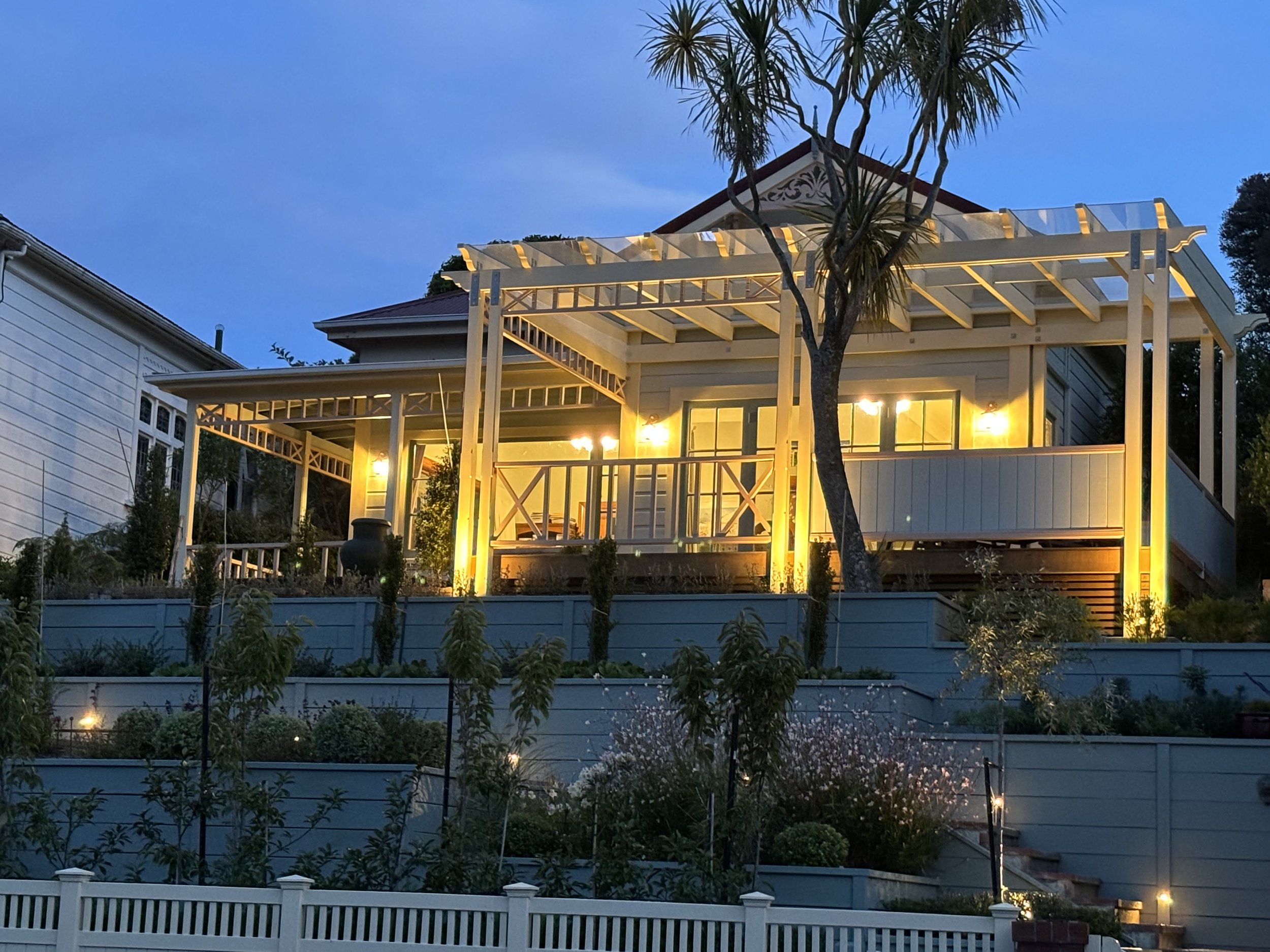 Design by Mosaic Design - Construction by Groundplanz