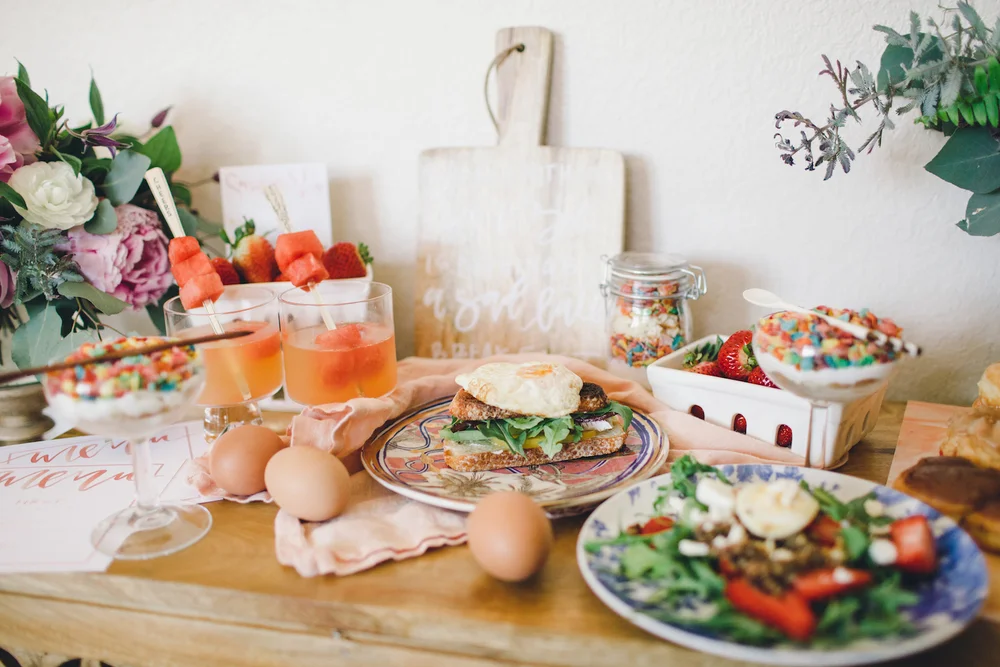 a summer bohemian brunch || entertaining