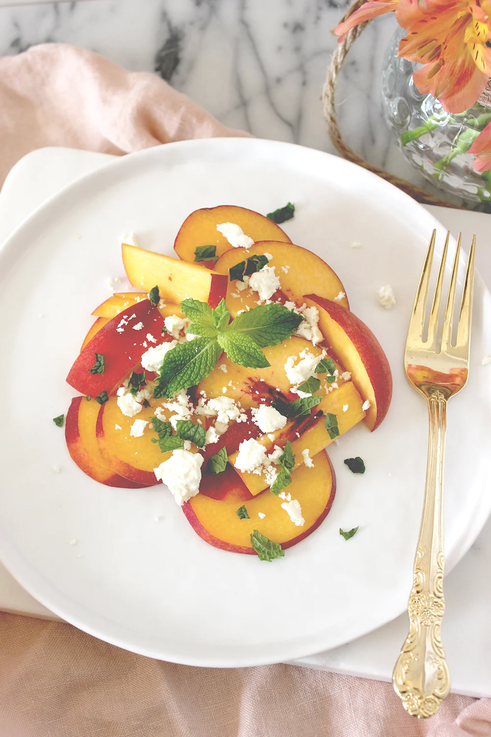 Peach and Mint Summer Salad || Recipes