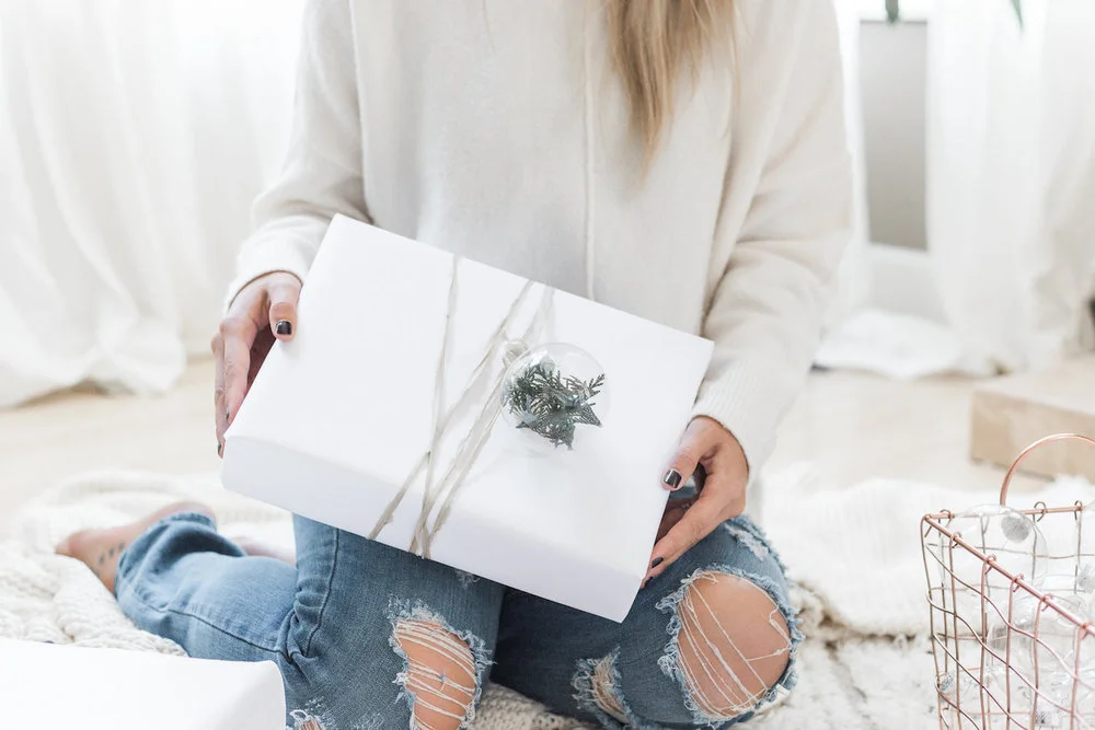 3 Simple Ways to Wrap Your Gifts This Year