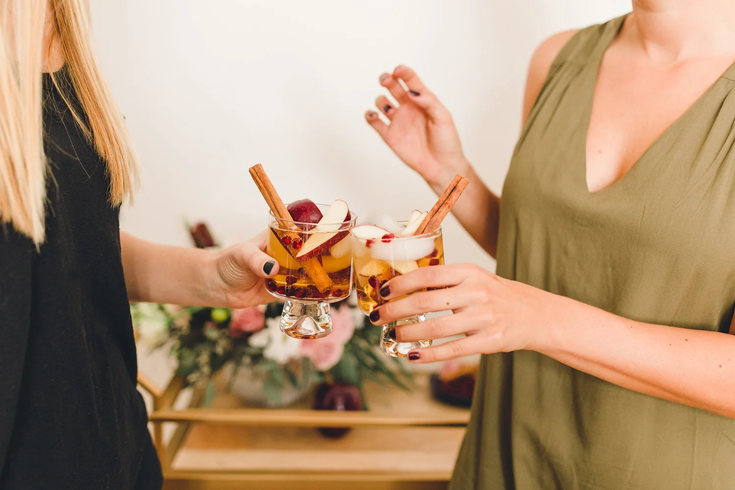 Apple Cider Tangerine Cocktail | Recipes