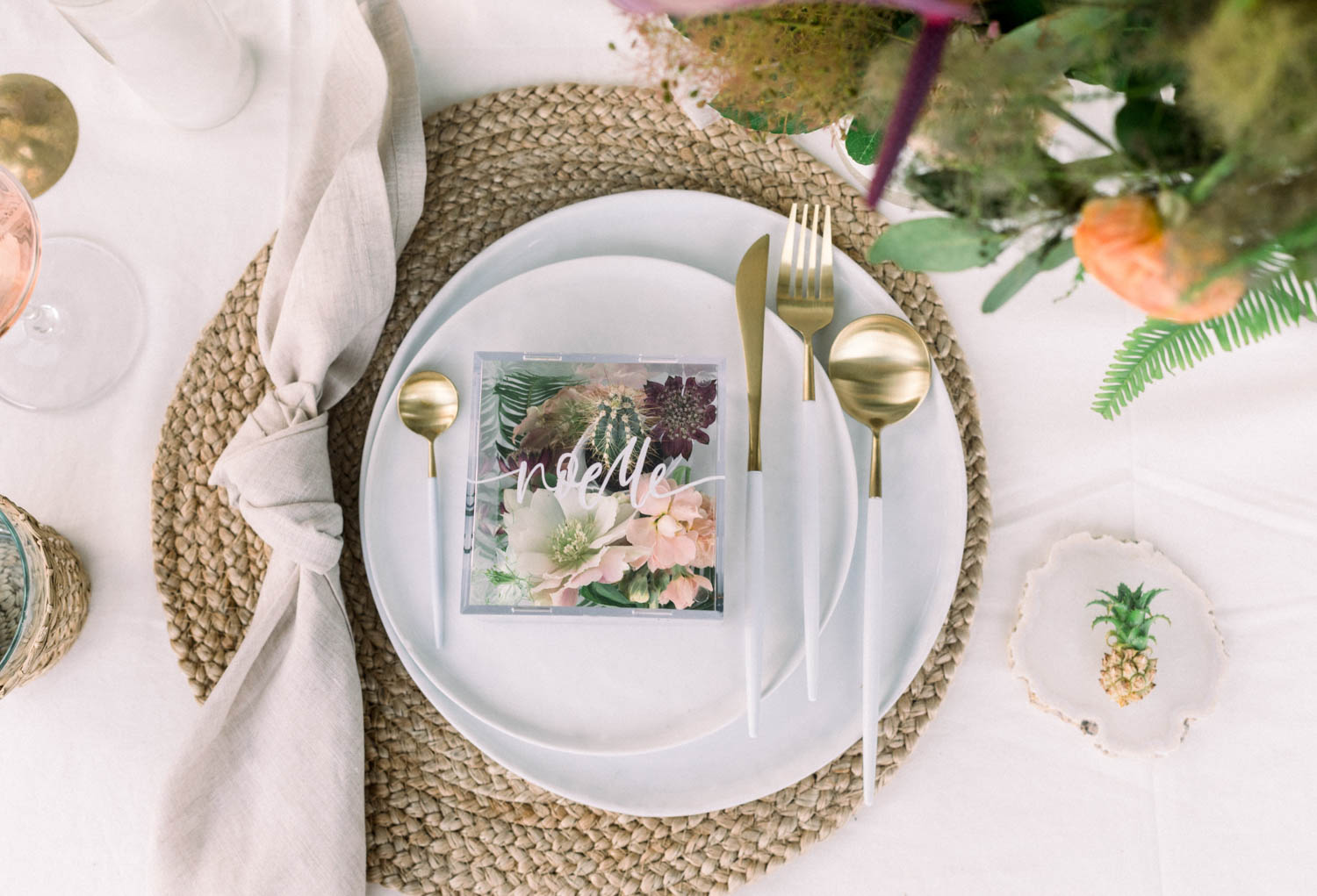How To Create Unique Place Cards // A Fabulous Fete