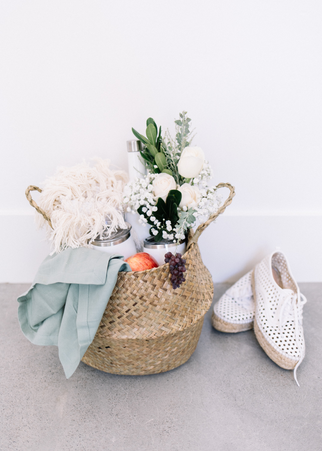 Picnic Packing - A Fabulous Fete.jpg