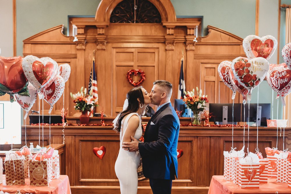 Fort Worth Courthouse Elopement -5.jpg